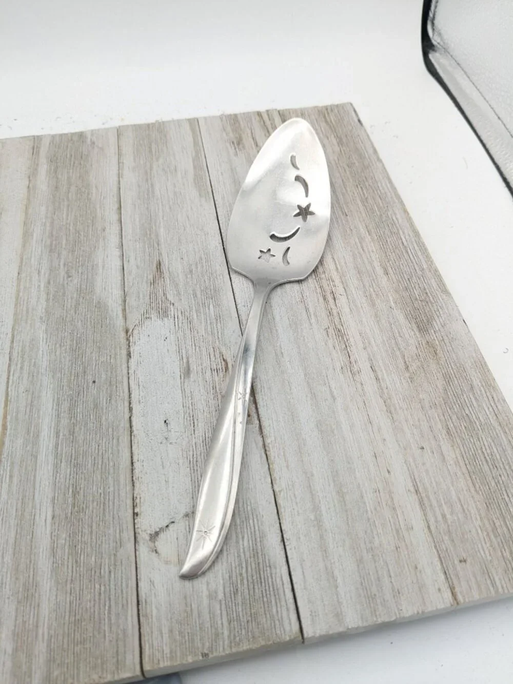Oneida Community Stainless Steel Star Design Cake Pie Spatula Server 9 1/2
